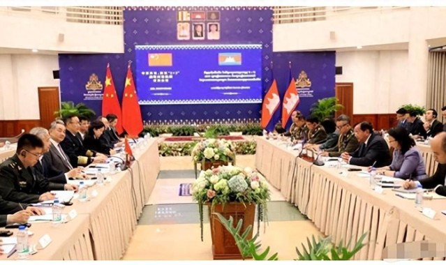 开云-终于谈妥了，王毅挥手告别，中柬达成6项共识，中方拿到洪森口信